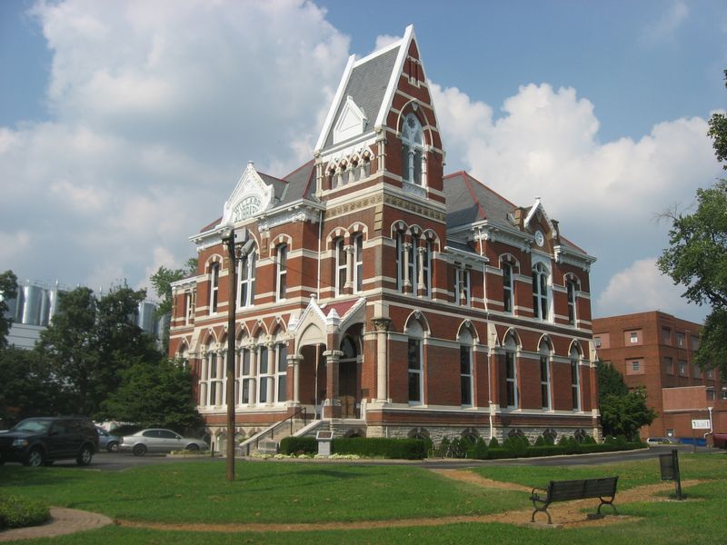 21 Historic Mansions In Indiana That Preserve Their Classic Appeal - Decor Hint Willard Library