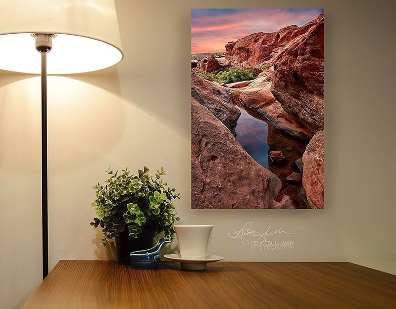 11 Classic Nevada Decorating Details Locals Can't Live Without - Decor Hint Statement Desert Artwork