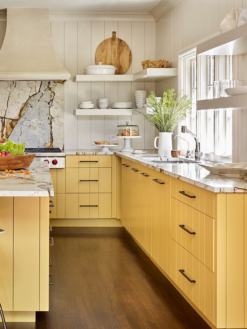 11 Perfect Kitchen Color Combos And 3 That Might Ruin Your Appetite - Decor Hint Pale Yellow & Gray