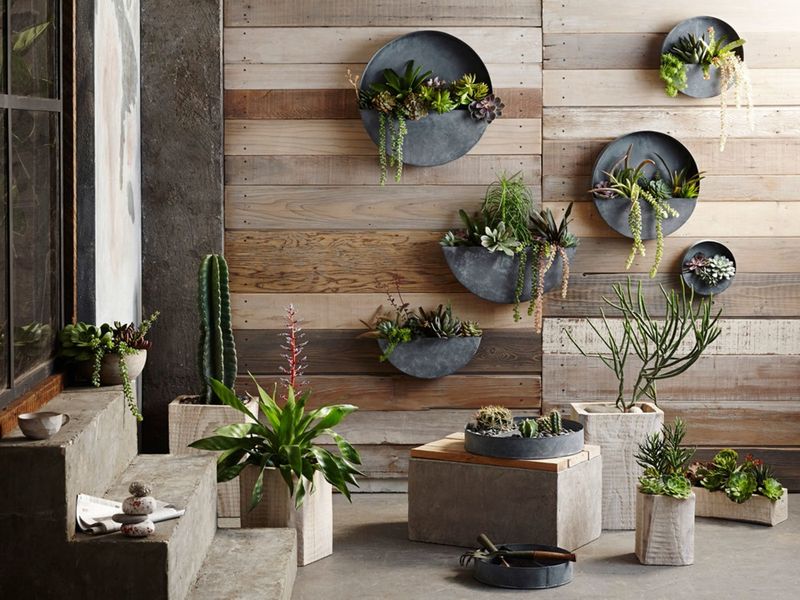 15 Backyard Micro-Oasis Ideas For Small Outdoor Spaces - Decor Hint Outdoor Art And Sculptures