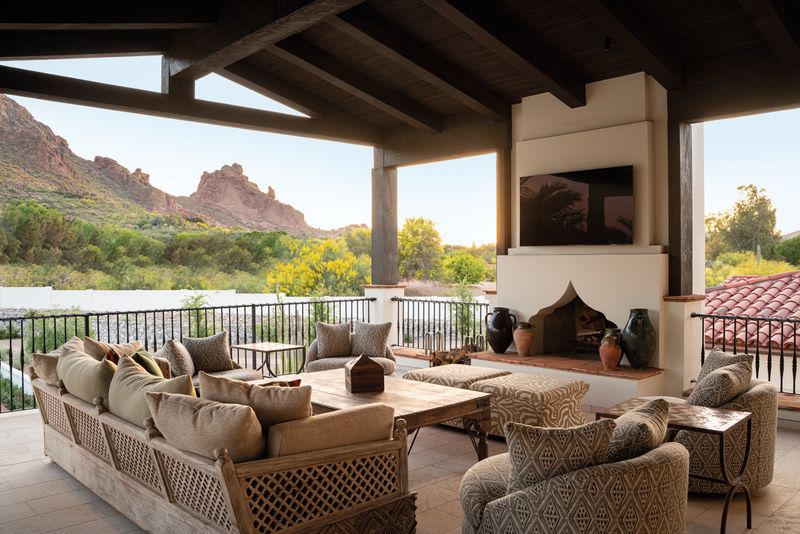 7 Ways Southern Charm Shows Up In Scottsdale Homes Plus 3 Essentials You Can't Skip - Decor Hint Porch Swings (Essential)