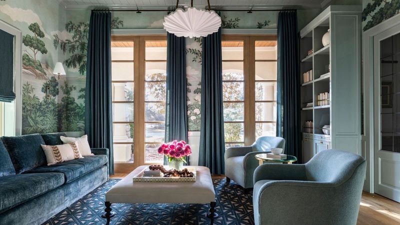 Small Living Room Trends: 9 Items Out, 9 Stylish Alternatives In - Decor Hint Dark Heavy Curtains