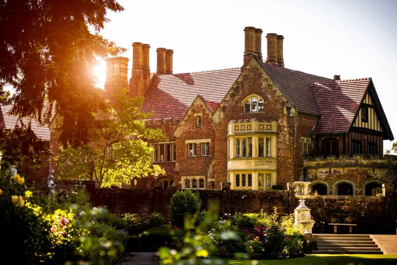 6 Highlights You Can't Miss At Washington's Historic Thornewood Castle - Decor Hint English Tudor-Gothic Design