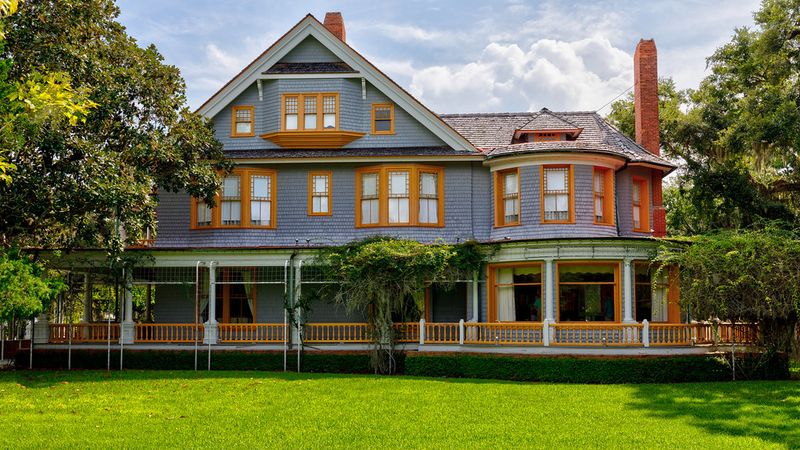 14 Historic Mansions That Showcase The Rockefeller Family's Wealth And Influence - Decor Hint Rockefeller Cottage – Jekyll Island, Georgia
