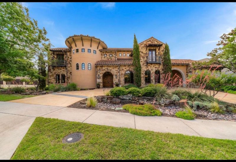 Tuscan-Inspired Stucco McMansions