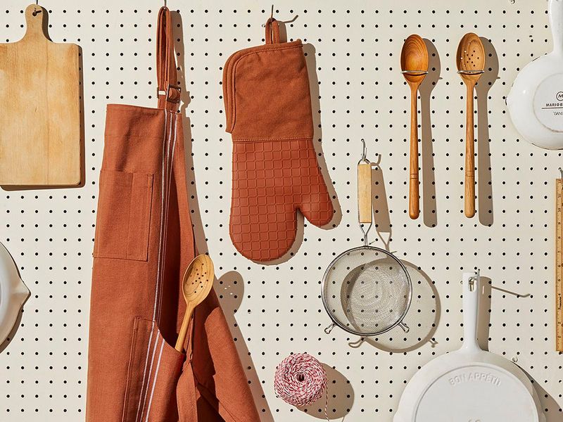 33 Once-Trendy Kitchen Designs That Are Slowly Coming Back - Decor Hint Pegboard Storage