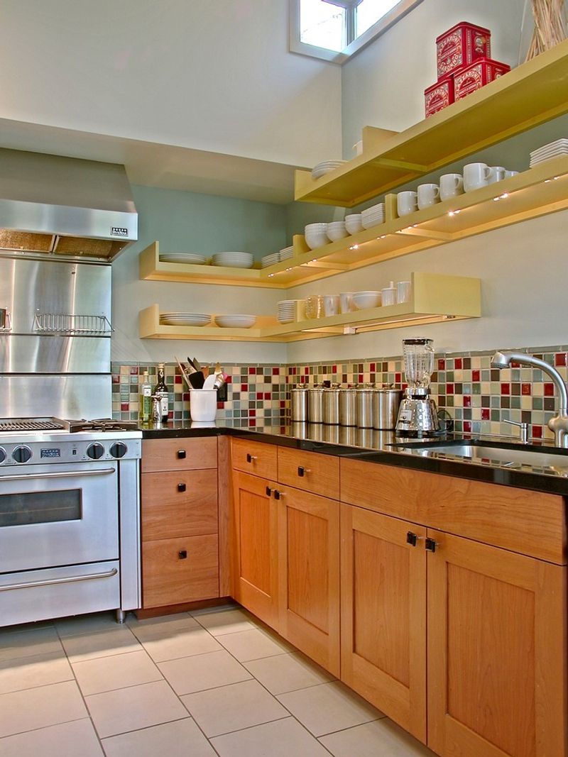 Renovating In NYC Skip These 12 Outdated Kitchen Ideas And Try These 10 Timeless Ones Instead - Decor Hint Tiny Mosaic Tile Backsplashes (skip)