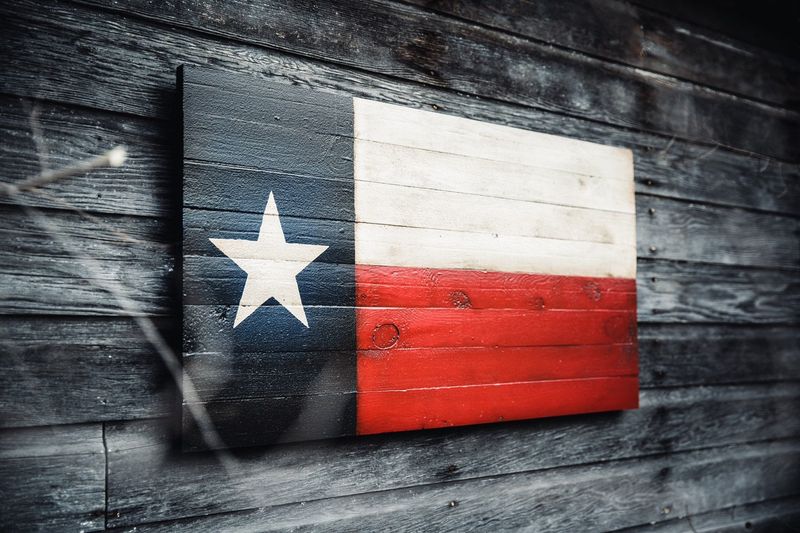 8 Front Porch Features Texas Homeowners Add Without Thinking Twice - Decor Hint Lone Star Flags and Décor