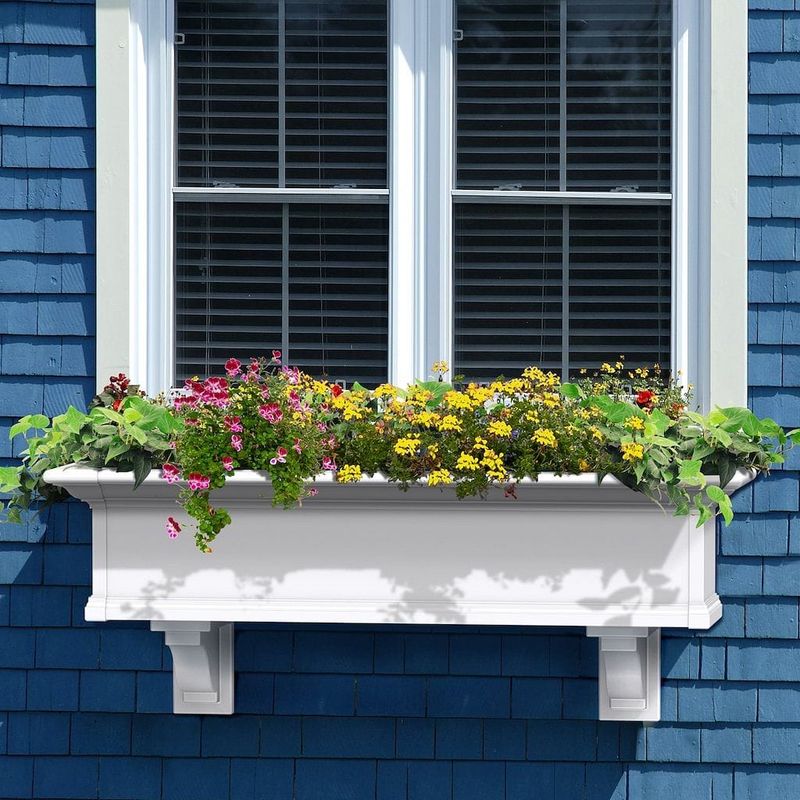 10 Coastal-Inspired Curb Appeal Ideas From Florida Homes - Decor Hint Seaside Window Boxes