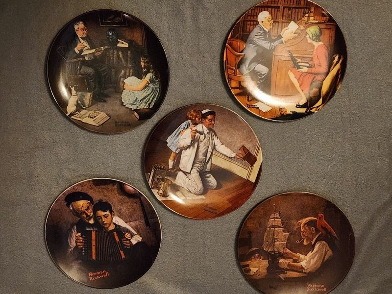 36 Antiques Are Not Worth A Penny Nowadays, For Real - Decor Hint Norman Rockwell Collector Plates