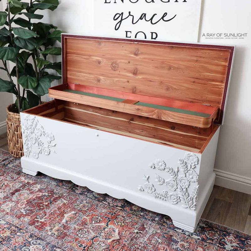 9 Vermont Collectibles Nobody Wants Anymore (And 3 Still Loved By Collectors) - Decor Hint Worn Cedar Chest Liners