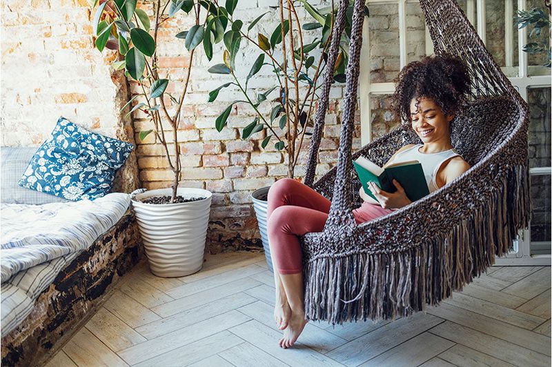 Cozy Nooks With Hanging Chairs Or Swings