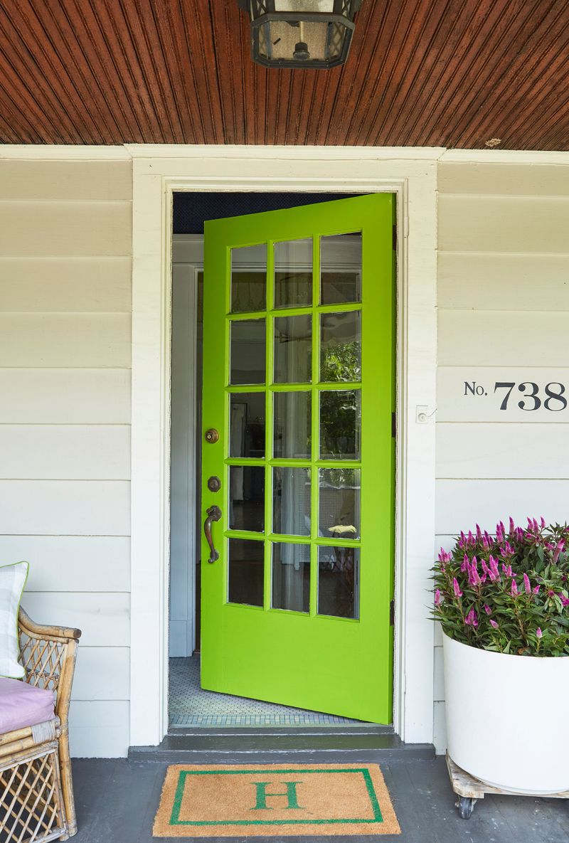 Neon Green: The Color That Screams 'Look At Me!'