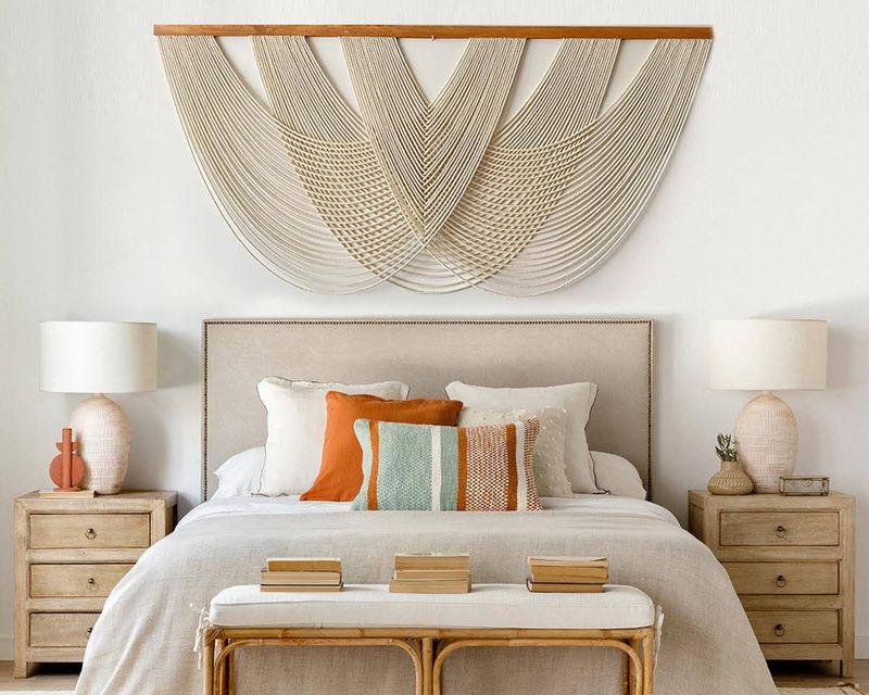 10 Stylish Retro Decor Pieces Back In Style And 6 You Should Still Avoid - Decor Hint Macramé Wall Hangings