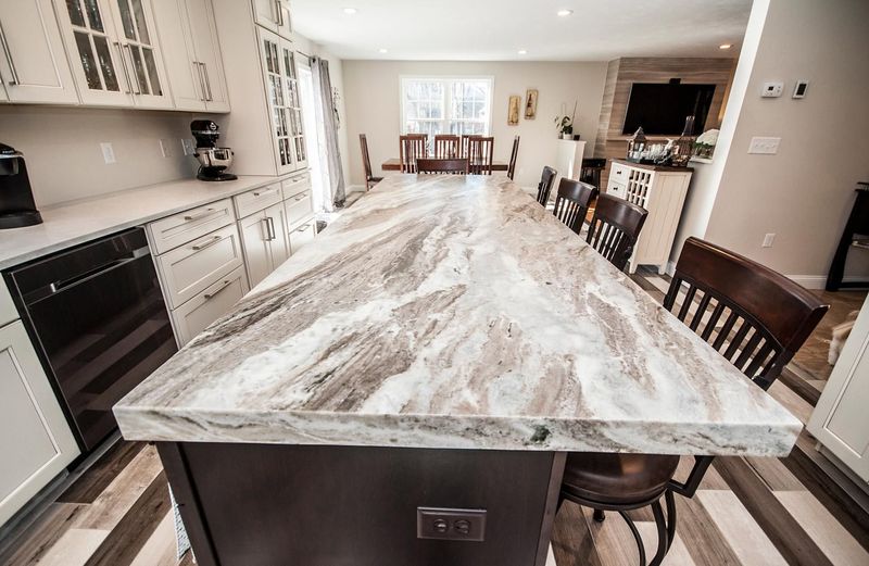 Granite Countertops with Busy Patterns