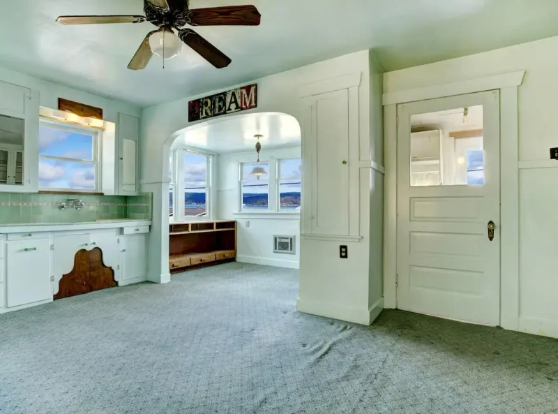 Wall-to-Wall Carpeting