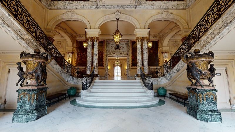 These 15 Photos Capture America’s Wealth At Its Most Extravagant - Decor Hint Interior of The Elms Mansion – Newport, Rhode Island