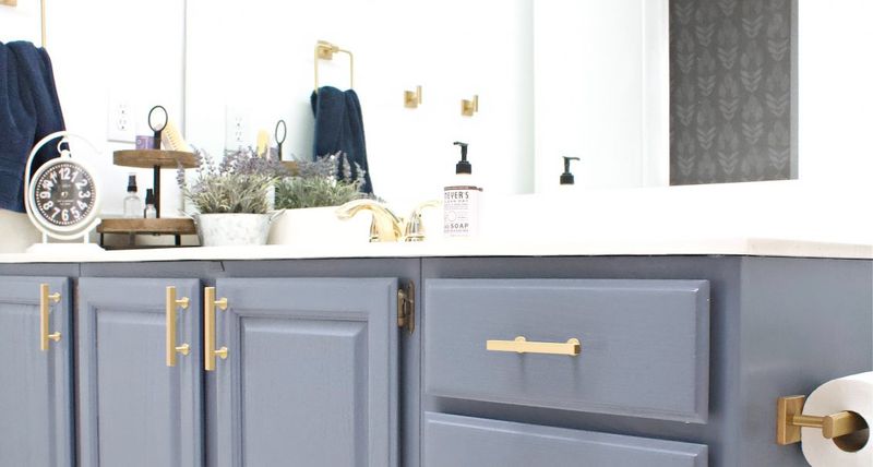 26 Insider Tips For Creating The Perfect Home - Decor Hint Upgrade Cabinet Hardware