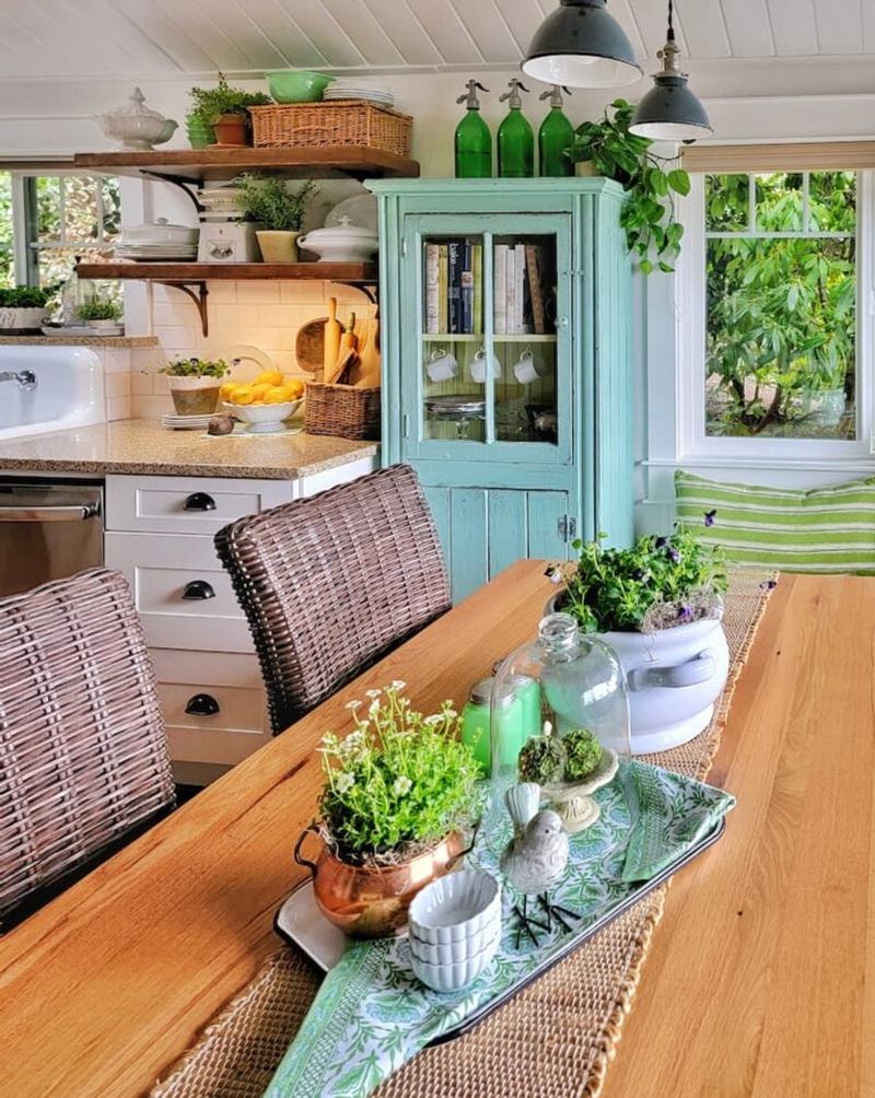 How To Achieve Country Chic Style In Your Kitchen: 17 Simple Tips - Decor Hint Display Fresh Herbs And Flowers