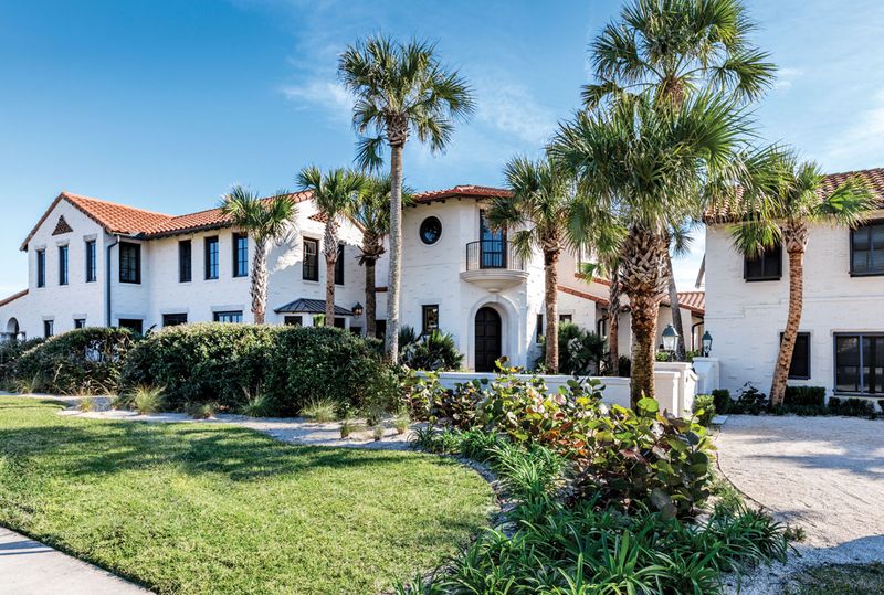 Florida's 12 Home Designs That Could Be History In The Next Decade - Decor Hint Mediterranean Revival Homes: Faux-European Fantasy