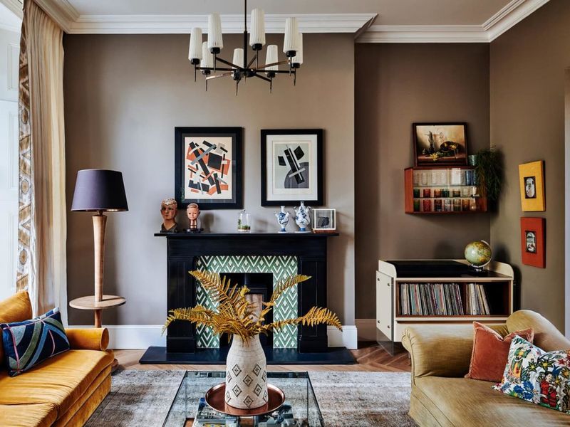 These Outdated Wall Colors Are Still In Homes But Need To Go ASAP - Decor Hint Chocolate Brown Drama