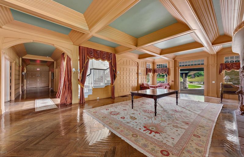A Dining Room That Hosted Presidents And Royalty