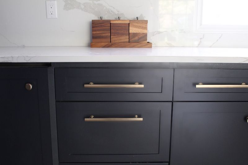8 Things That Make Your Kitchen Look Cheap, Plus 8 That Elevate It - Decor Hint Outdated Cabinet Hardware