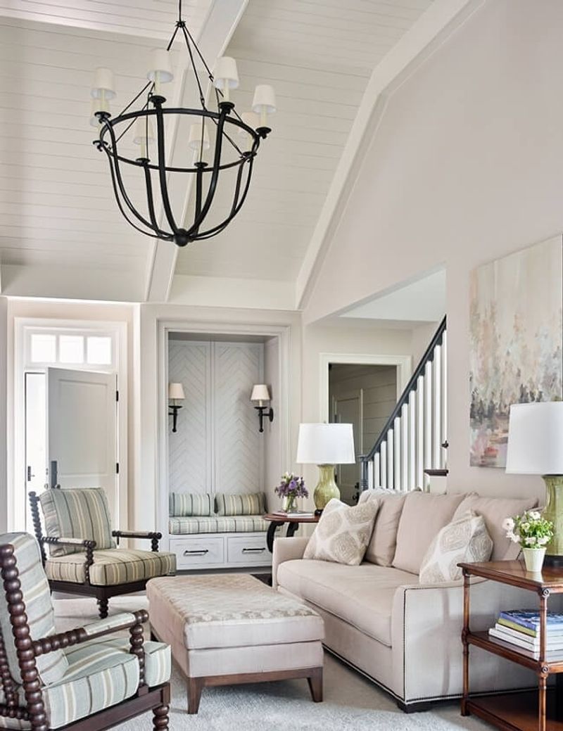 13 Signature Style Elements Bringing Southern Charm Into Memphis Homes - Decor Hint Soft, Warm Color Palettes