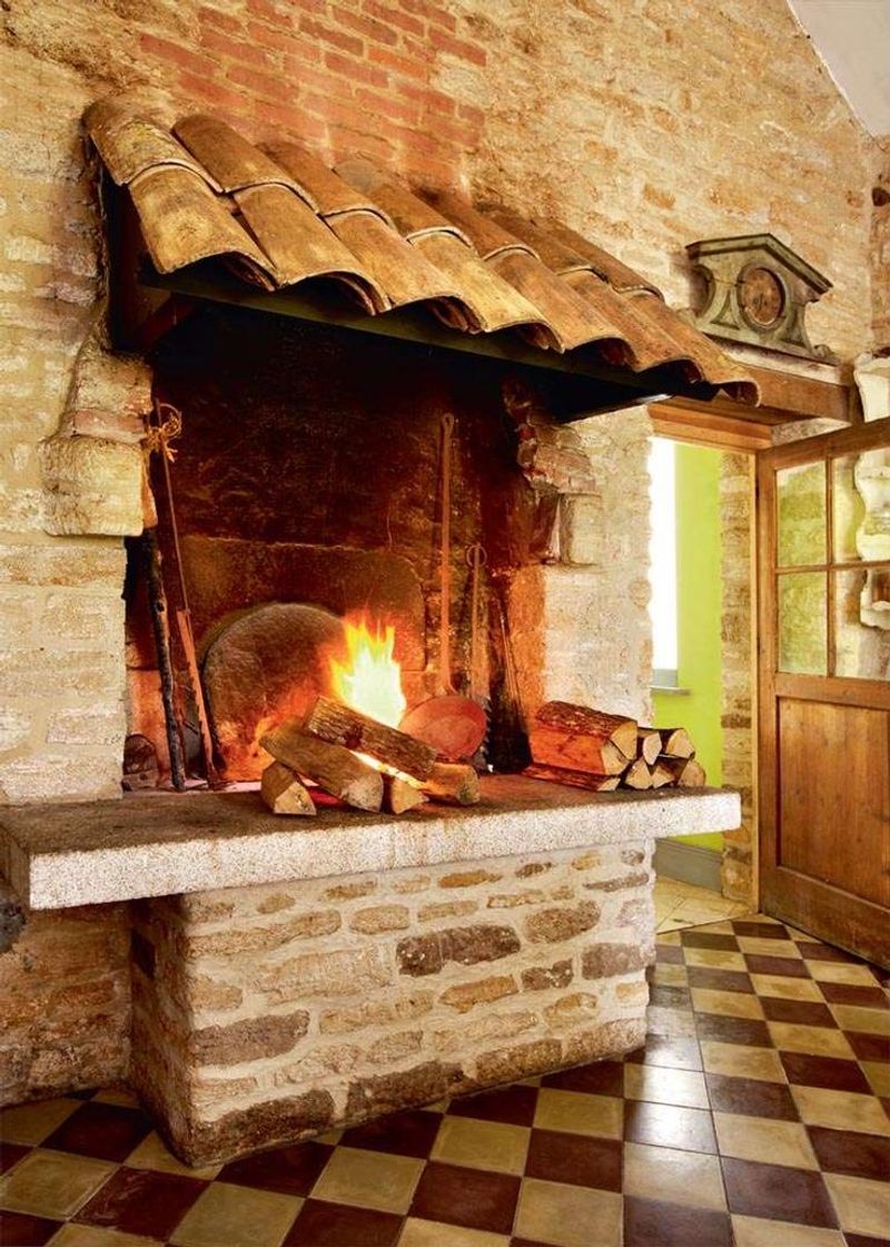 Historic Kitchen Hearth