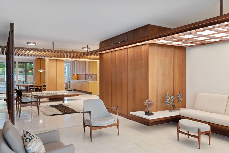 10 Timeless Decor Trends Still Going Strong in New York Homes - Decor Hint Mid-Century Modern Furniture