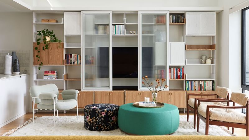 Pro Designers Always Add These 14 Finishing Touches To Living Rooms - Decor Hint Functional Yet Beautiful Storage Solutions
