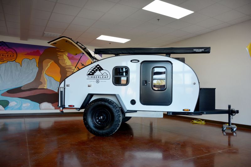 Teardrop Trailers: Petite Road Companions