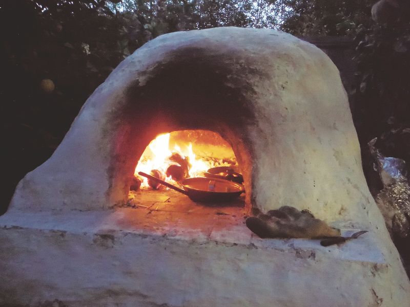DIY Home Projects New Mexicans Are Loving This Weekend - Decor Hint Rustic Outdoor Kitchen Escapes