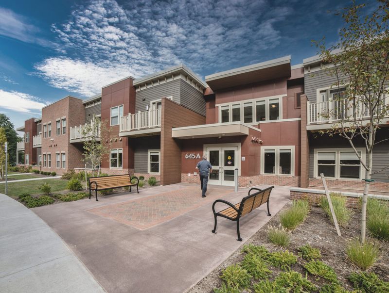 17 Most Affordable Types Of Homes For A Dream Retirement - Decor Hint Townhouse
