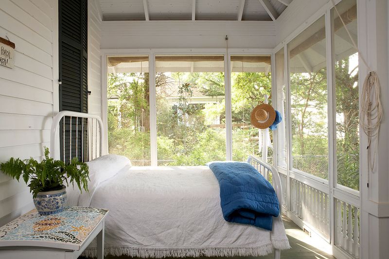 11 Forgotten Arizona Home Features That Are Making A Comeback - Decor Hint Sleeping Porches For Desert Nights