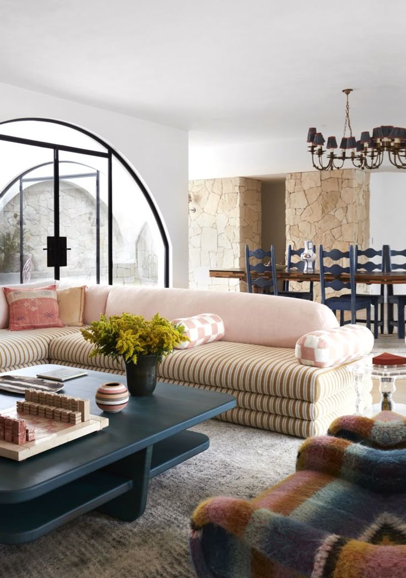 Inside A Mediterranean-Style Home In Byron Bay With A Breathing Room And Feel-Good Vibes - Decor Hint Lessons For Creating Your Own Breathing Room