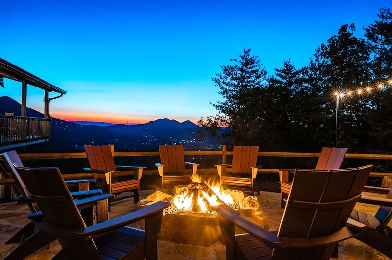 Want To Refresh Your Yard? Steal These Outdoor Decor Ideas From Colorado Homes - Decor Hint Year-Round Fire Pits