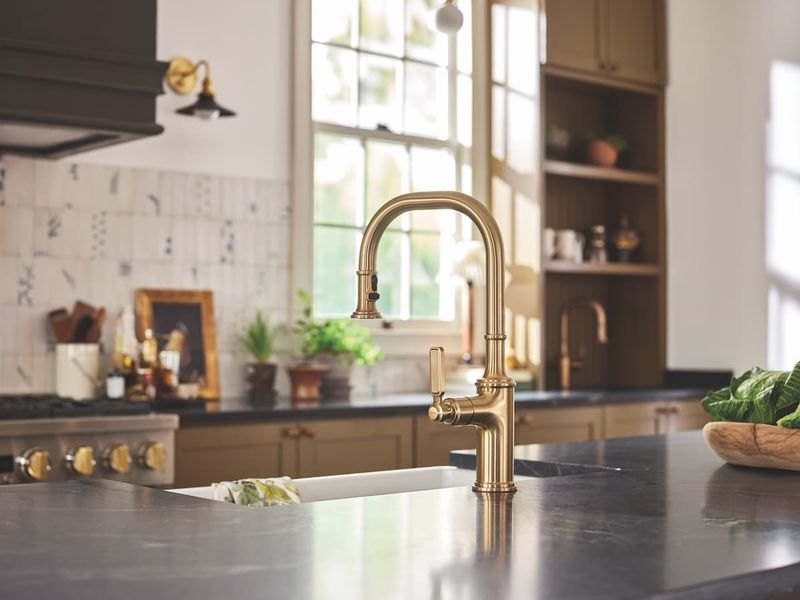 I’ve Seen These 10 Kitchen Looks Make A Comeback And 6 Others Deserve One - Decor Hint Brass Fixtures