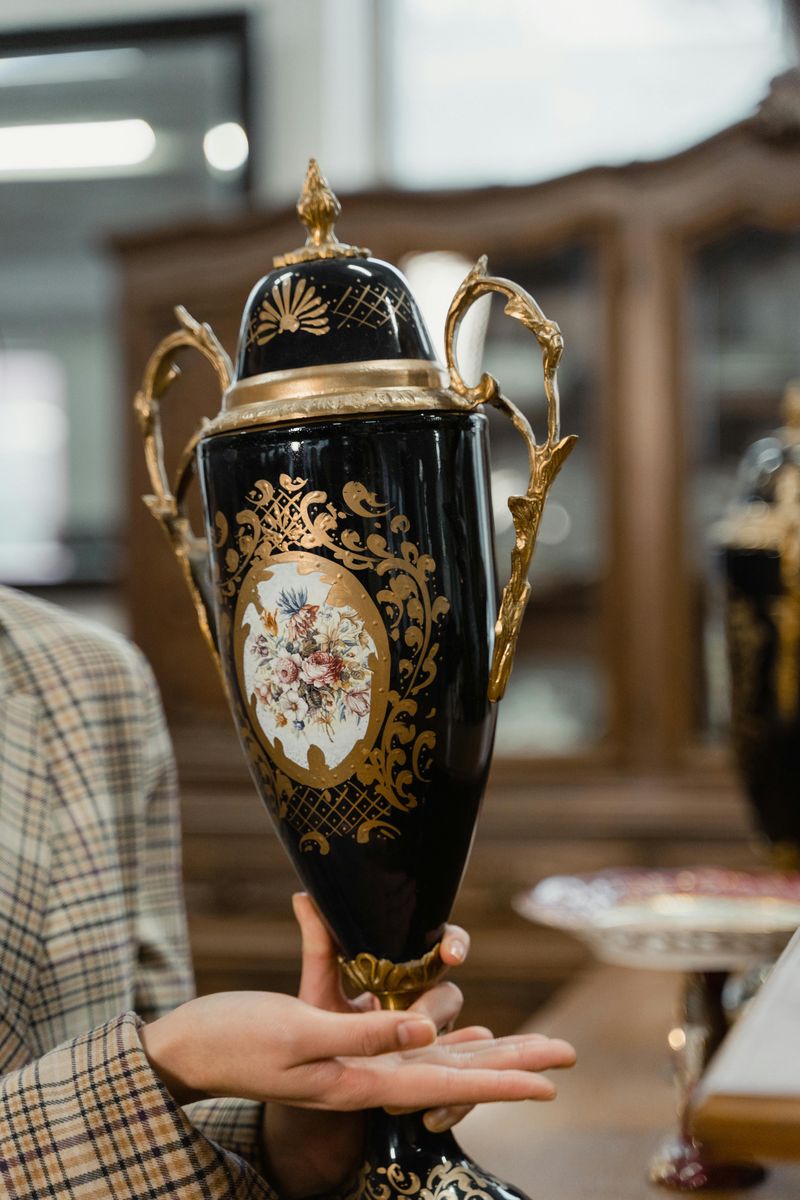 8 Signs An Estate Sale Item May Be Valuable - Decor Hint Unusual Markings Or Signatures