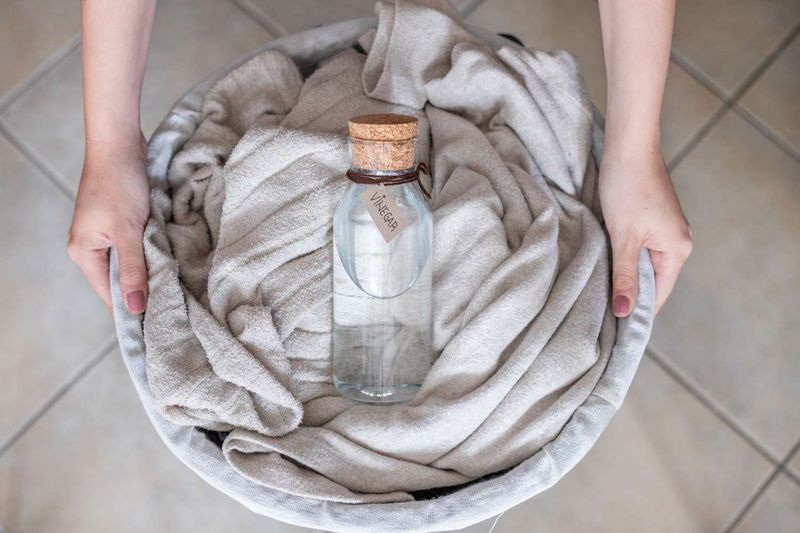 MYTH: Vinegar Makes Towels Less Absorbent