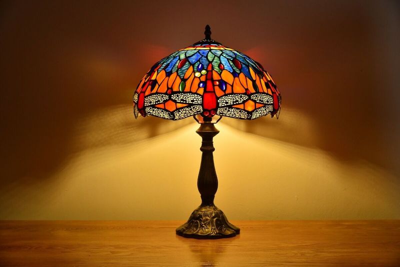 20 Types Of Antiques That Only Get More Valuable Over Time, According To Professionals - Decor Hint Tiffany Lamps