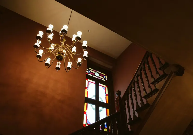 Step Inside Vancouver's Marshall House For A Journey Through Victorian Elegance - Decor Hint Grand Staircase And Formal Rooms