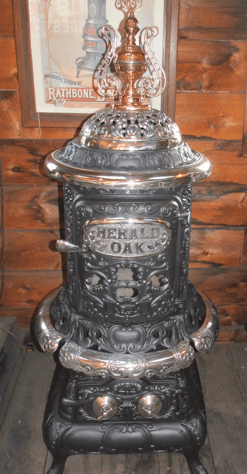 17 Priceless Pieces From The 1900s That Iowa Stylists Urge You To Search For - Decor Hint Parlor Stoves