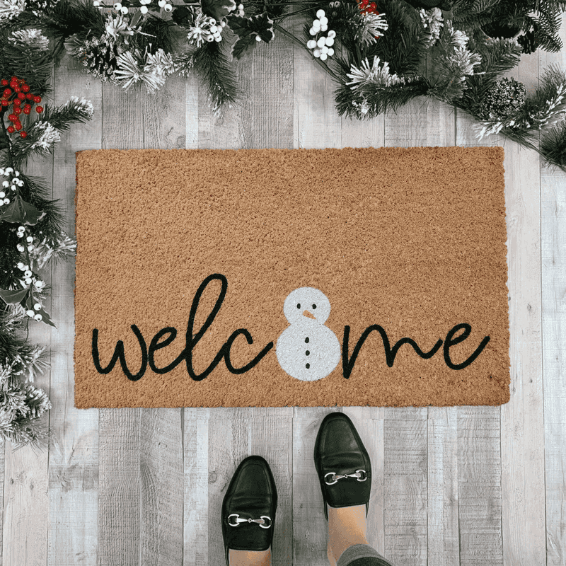 Get Your Home Winter-Ready With These 15 Creative Decor Ideas - Decor Hint Seasonal Doormat Swap
