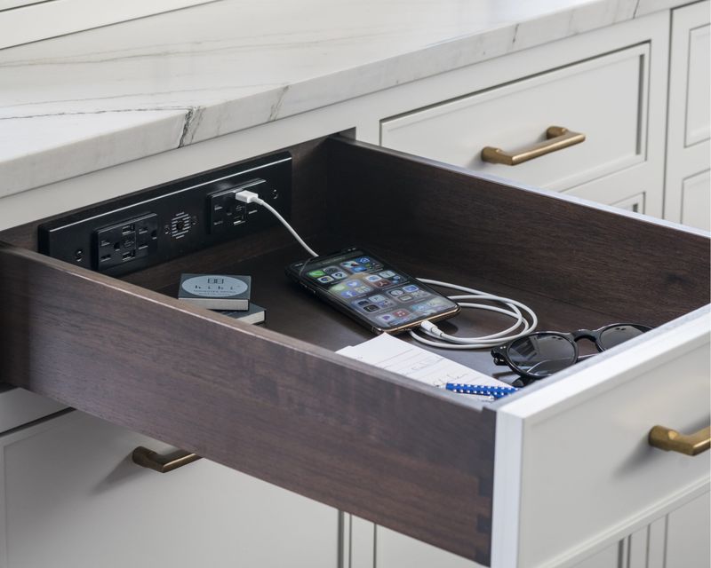 29 Innovative Kitchen Designs Everyone Will Copy Next Year - Decor Hint Integrated Appliance Garages