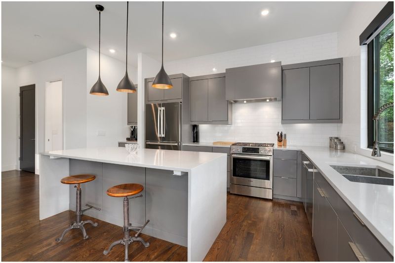 Avoid These 13 Kitchen Mistakes In Dayton Plus 10 Designer-Approved Upgrades - Decor Hint Neutral Color Palettes