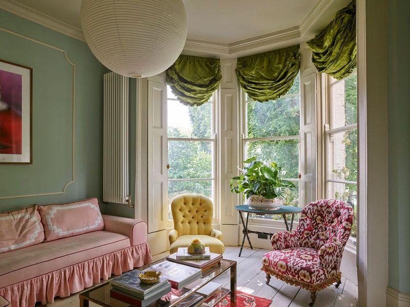 17 Colors You Should Never Pair With White, According To Interior Designers - Decor Hint Salmon Pink