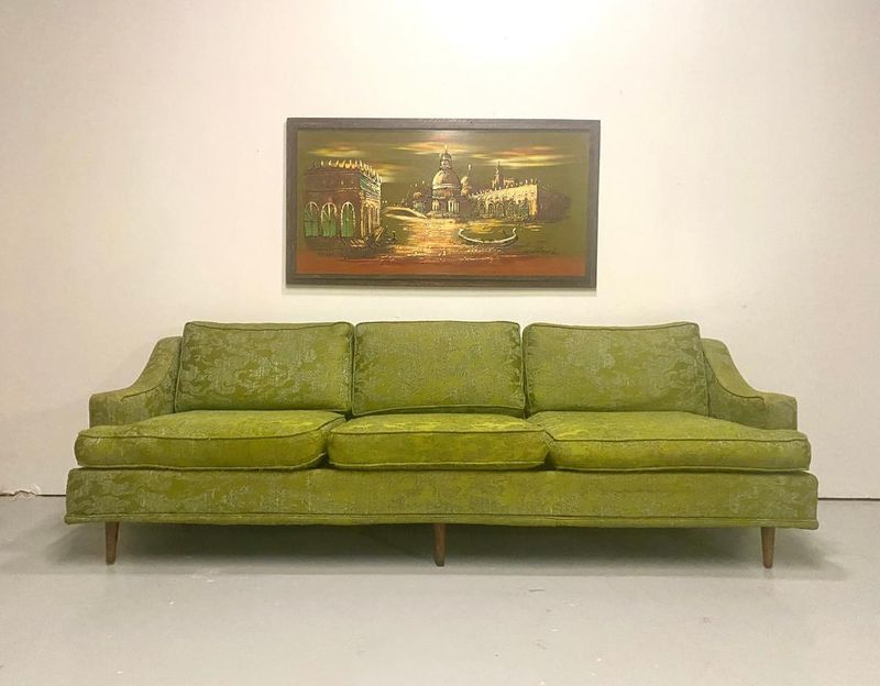 Ditch These 12 Outdated Sofa Colors In California, Choose These Timeless Ones - Decor Hint Avocado Green: Retro Gone Wrong