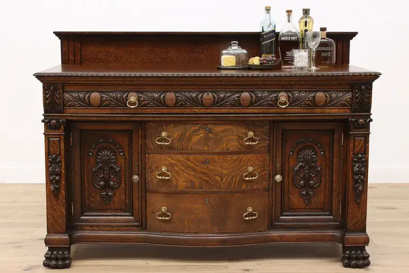 17 Priceless Pieces From The 1900s That Iowa Stylists Urge You To Search For - Decor Hint Carved Oak Sideboards