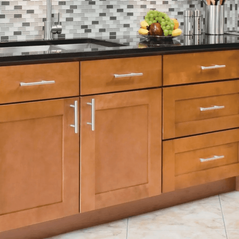 32 Things In Your Kitchen Illinois Designers Believe Diminish Your Home's Elegance - Decor Hint Plastic Cabinet Handles